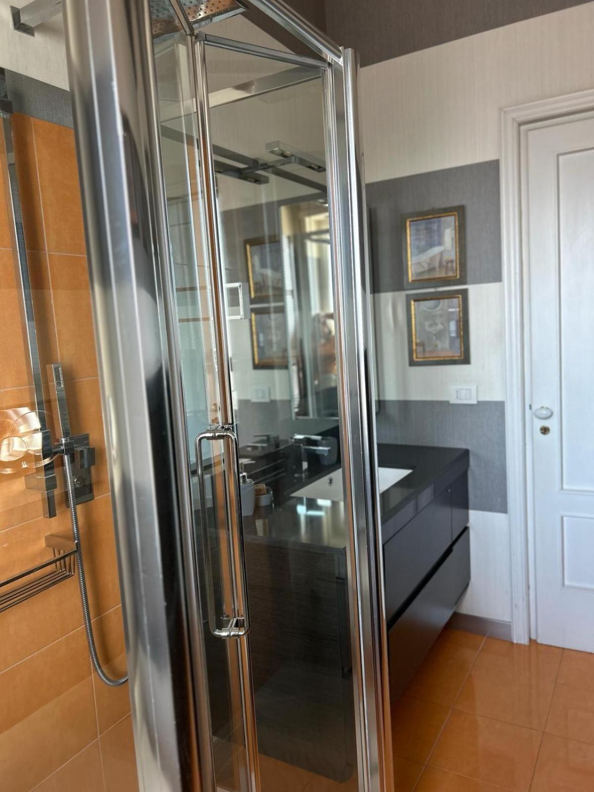 Appartamento Front - 3 Bedrooms *